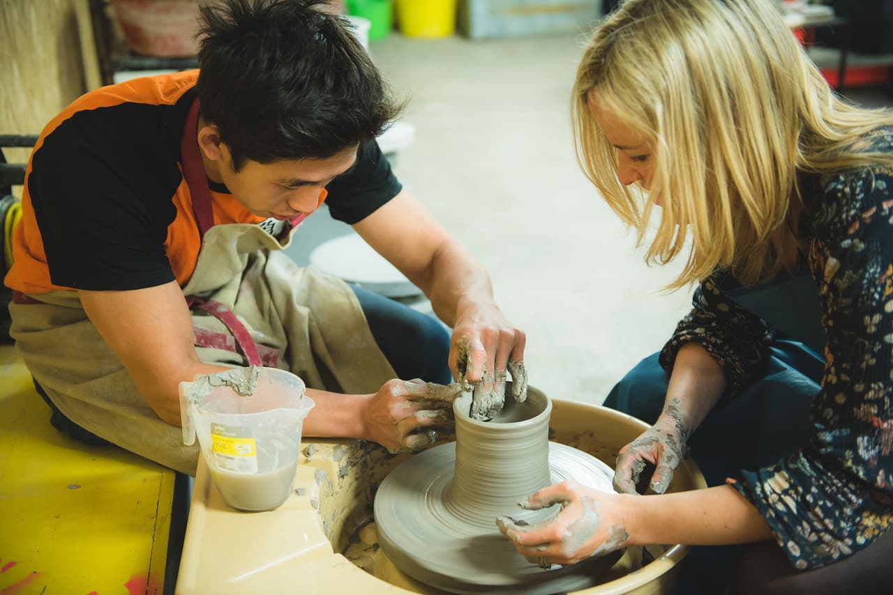 pottery-taster